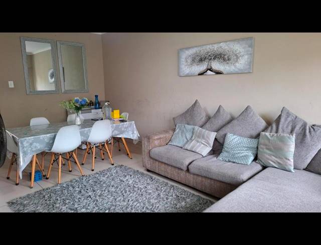 1 BEDROOM APARTMENT FOR SALE IN OVERPORT